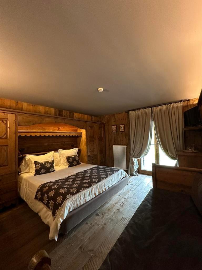 La Madonnina Del Gran Paradiso Wellness Hotel Cogne Exteriör bild
