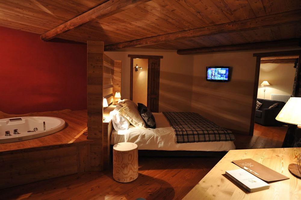 La Madonnina Del Gran Paradiso Wellness Hotel Cogne Exteriör bild