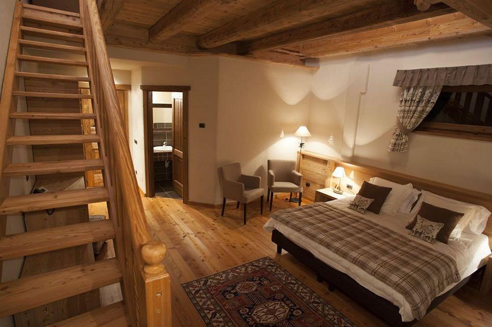 La Madonnina Del Gran Paradiso Wellness Hotel Cogne Exteriör bild